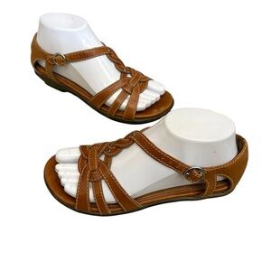 Dansko Calliope flat sandals strappy leather buckle closure 36/6